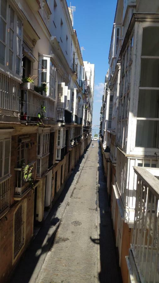 Apartamento El Gaditano Errante Cadiz Bagian luar foto
