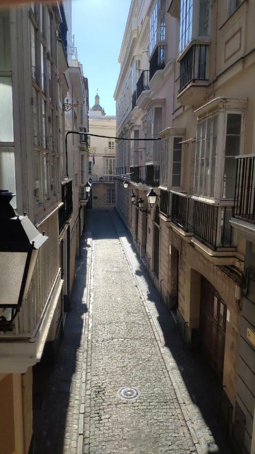 Apartamento El Gaditano Errante Cadiz Bagian luar foto