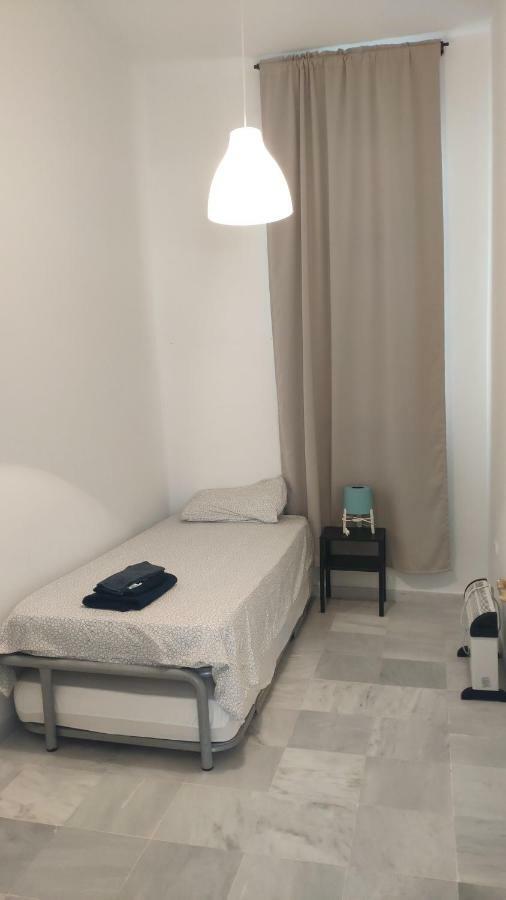 Apartamento El Gaditano Errante Cadiz Bagian luar foto